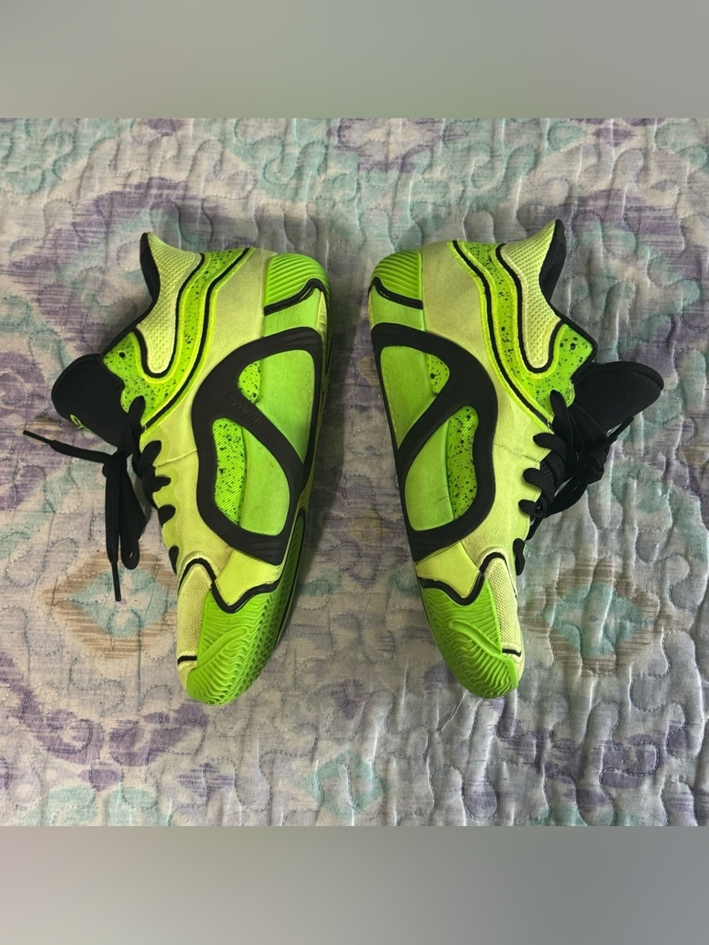 Men Jordan Tatum 3 "6th Man" size 7 basketball shoes featuring a vibrant Green